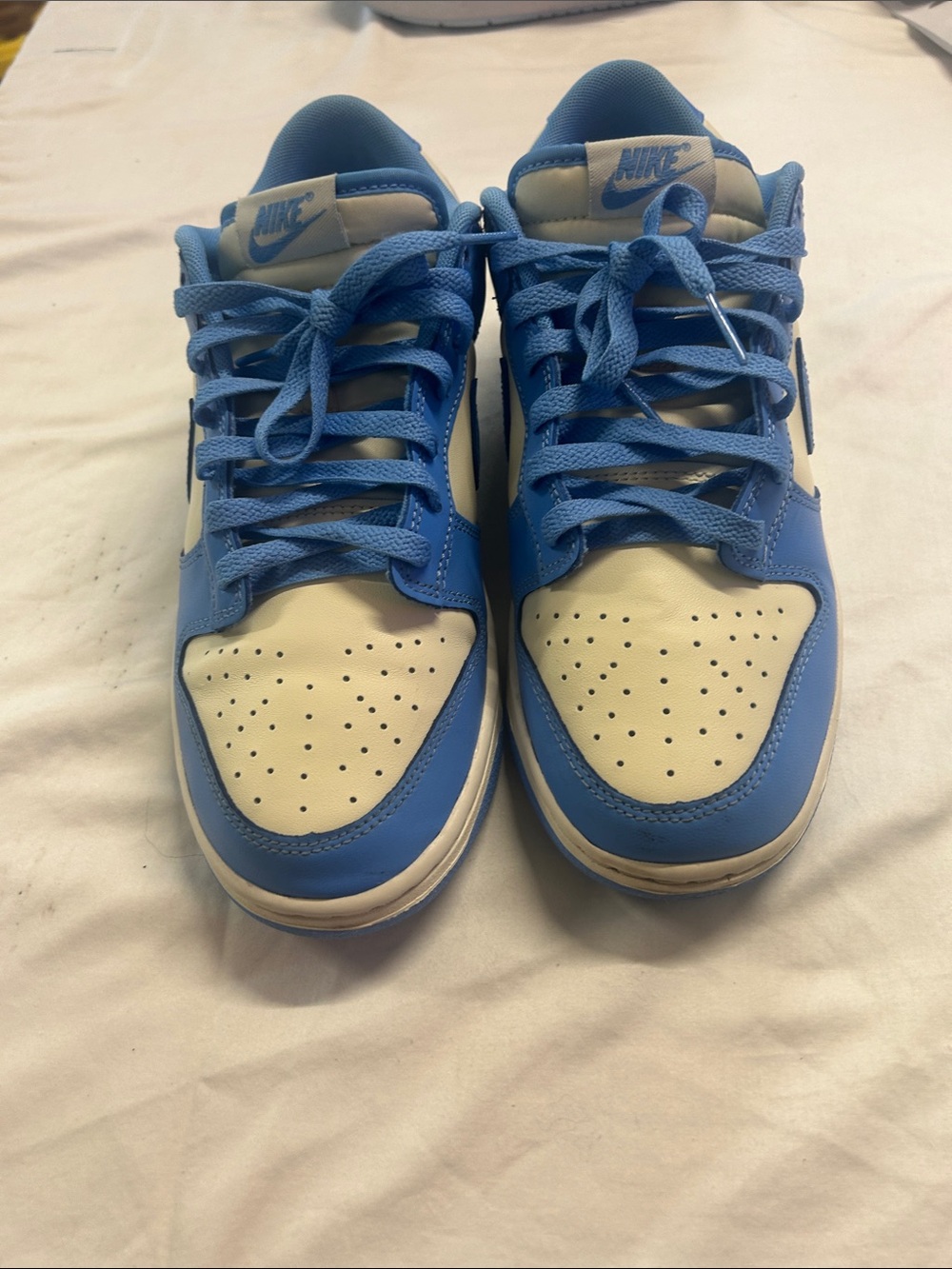 Nike Light Blue and Cream Low-Top Sneakers - Picture 4 of 5